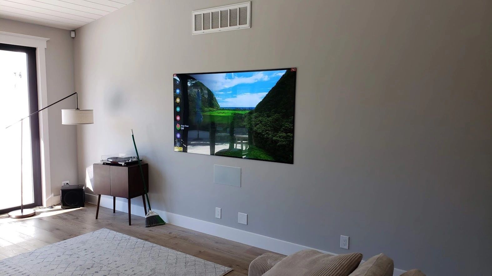 Audio-video installation from Bay Area Wire Guy's project collection